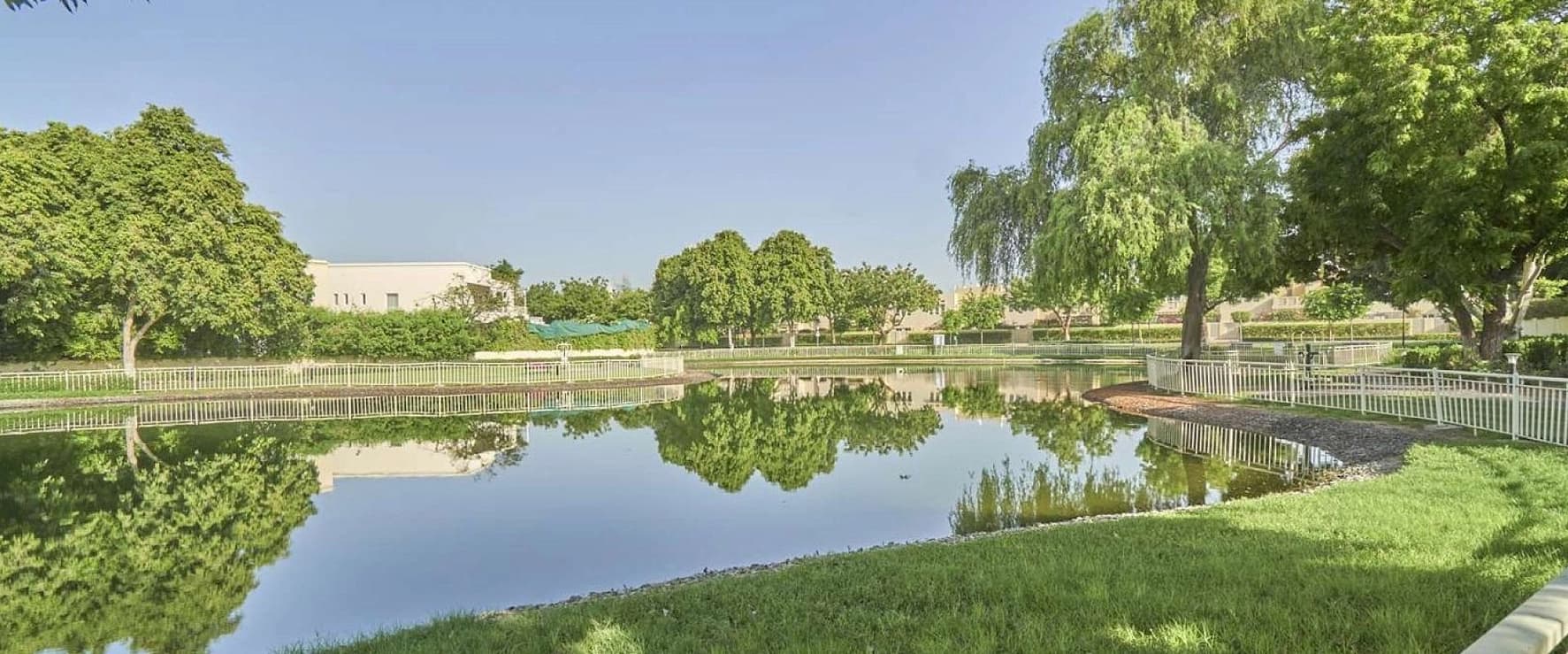 The Lakes, Dubai